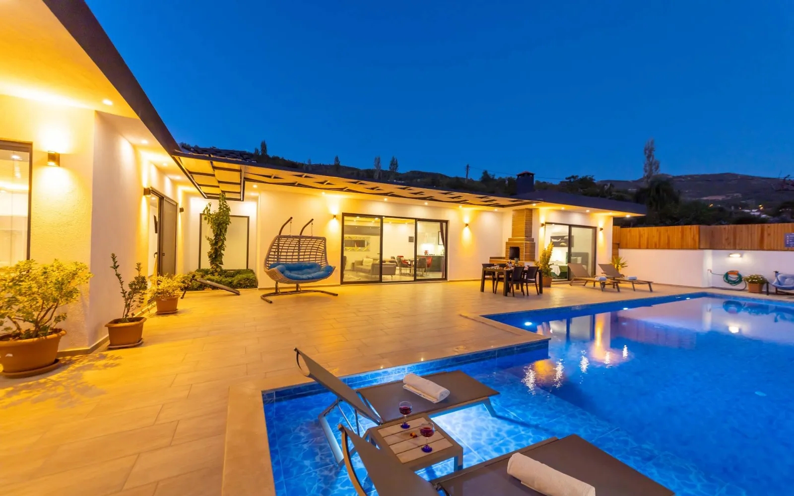 Villa Arda İslamlar — kapak fotoğrafı