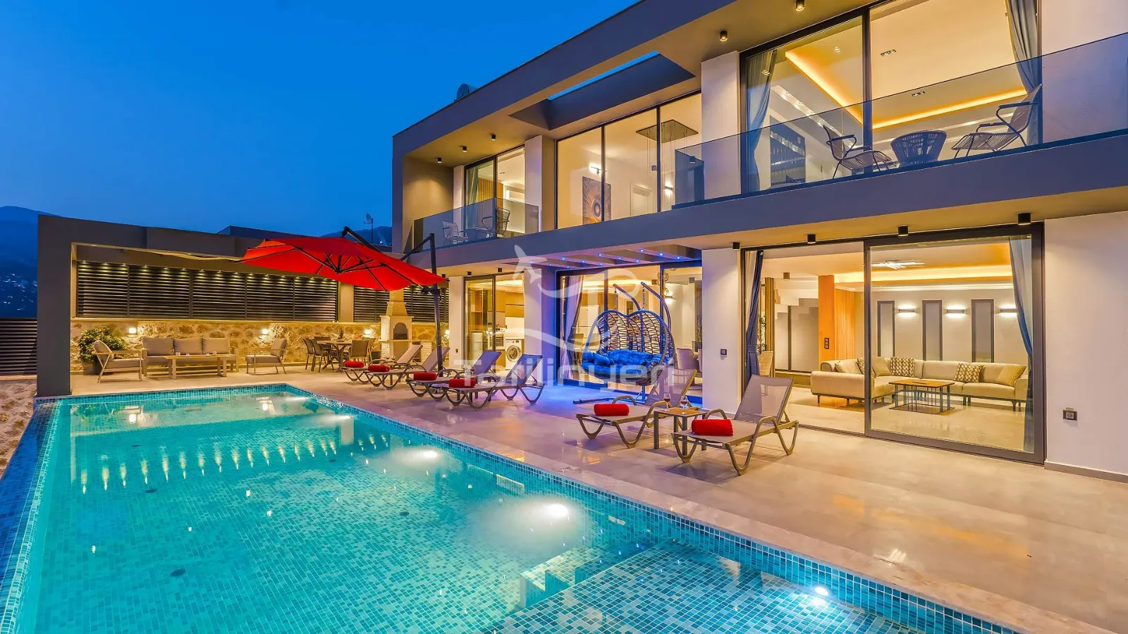 Villa Besto — kapak fotoğrafı