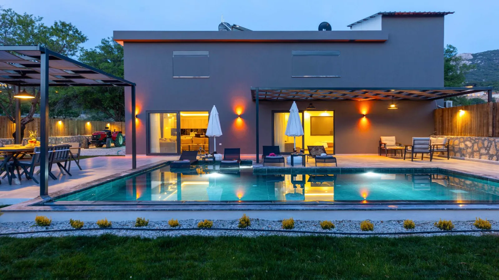 Villa Bordo — kapak fotoğrafı