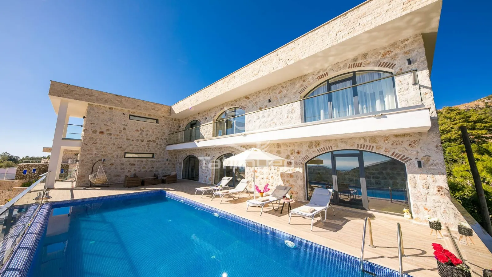 Villa Chiron 10 — fotoğraf 2/37