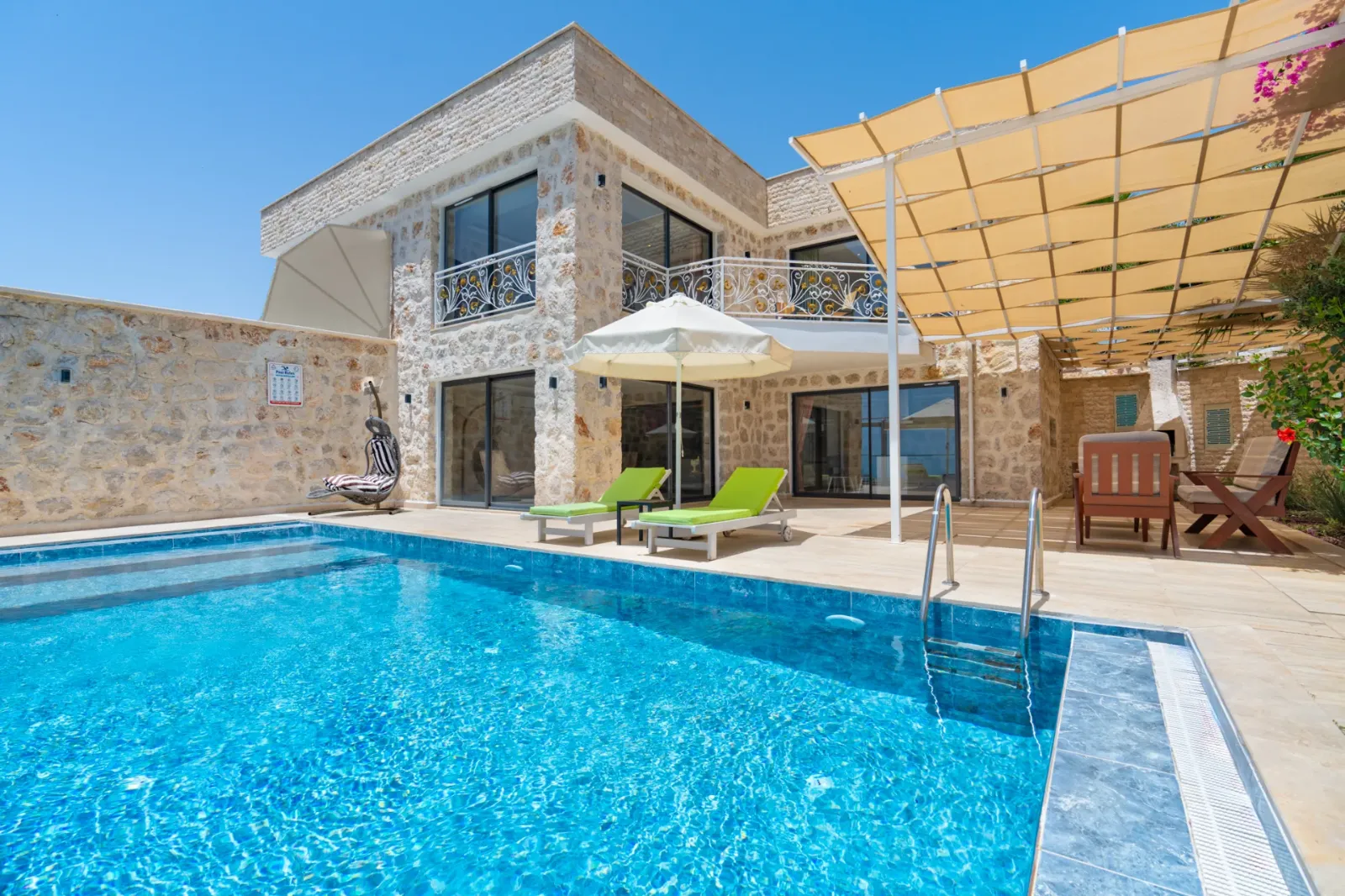 Villa Chiron 2 — fotoğraf 2/24
