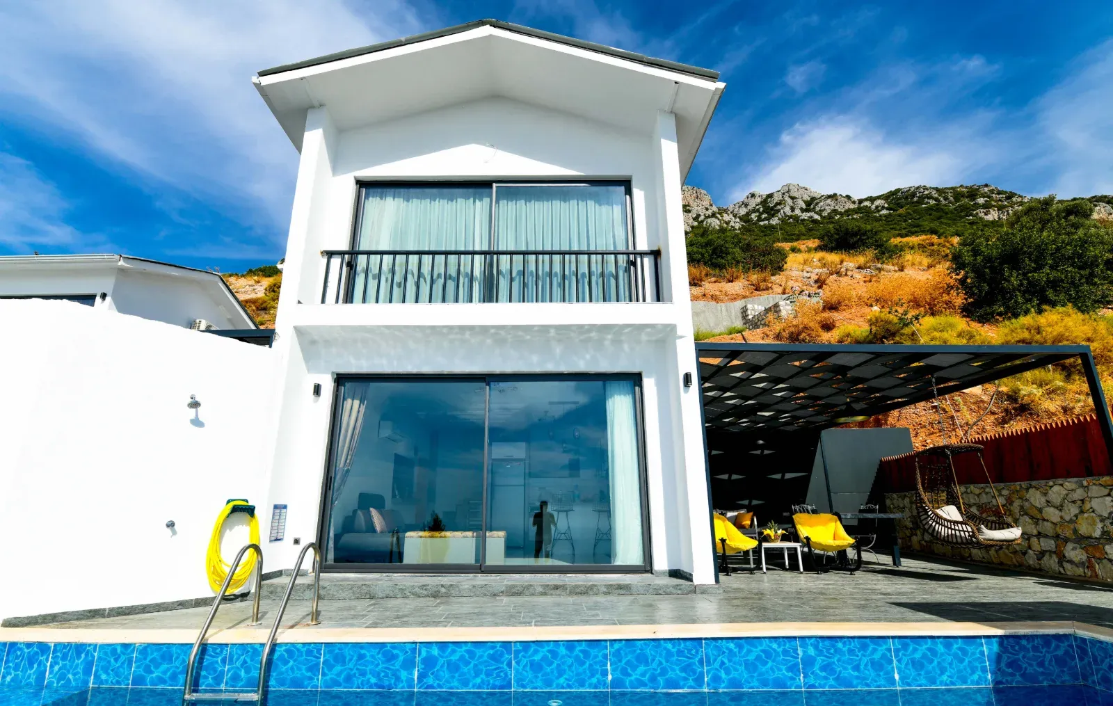 Villa Collection Sea 4 — kapak fotoğrafı