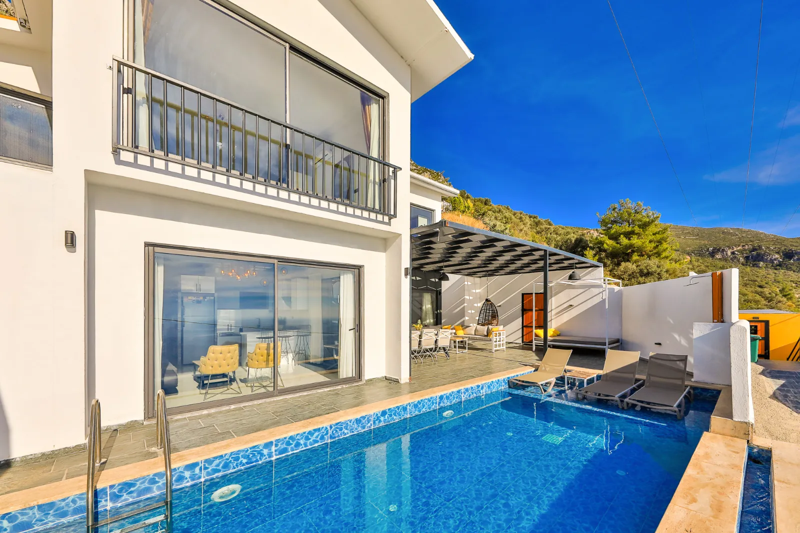 Villa Collection Sea 8 — kapak fotoğrafı