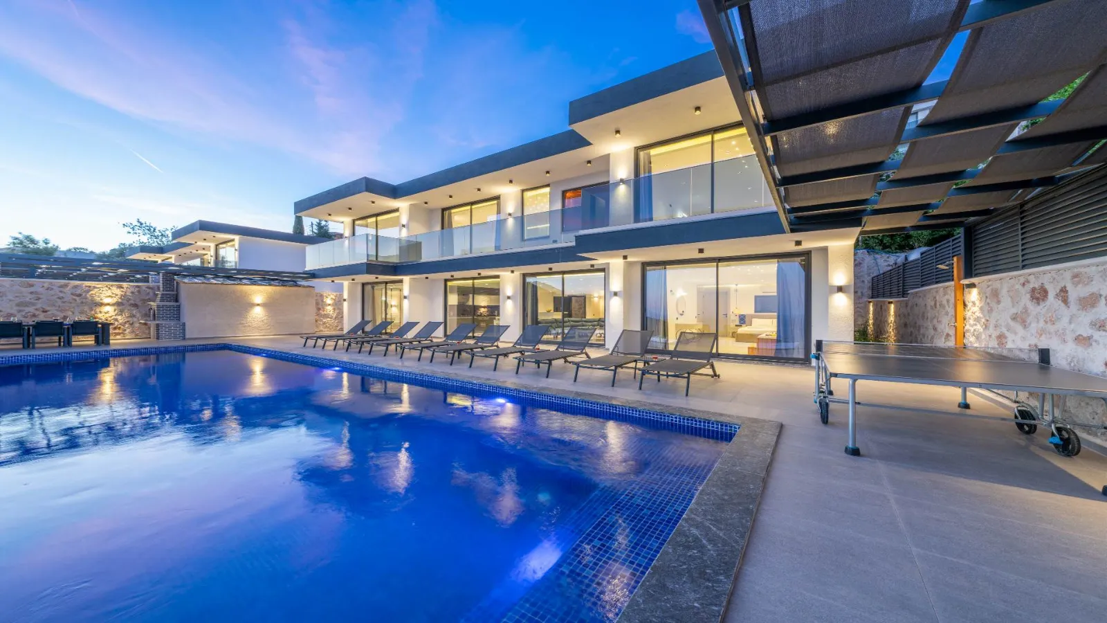 Villa Elit 3 — kapak fotoğrafı