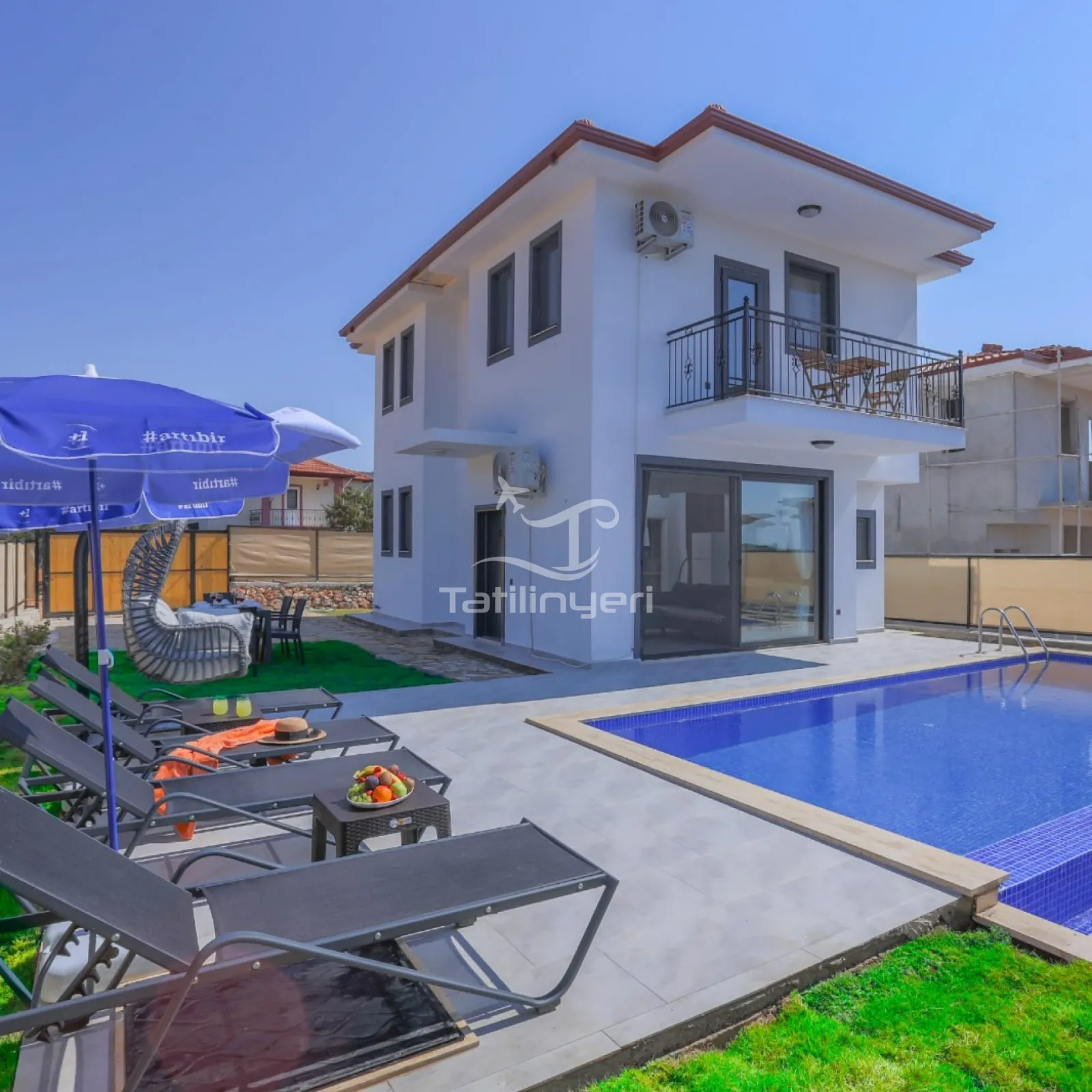 Villa Gökyüzü — kapak fotoğrafı