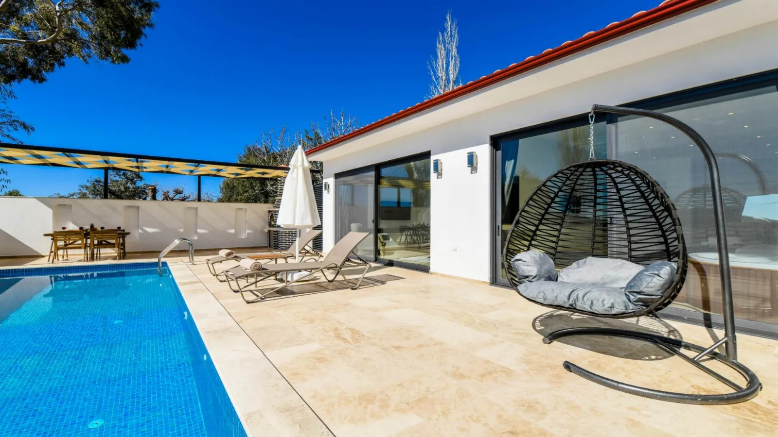 Villa Gondalf 2 — kapak fotoğrafı