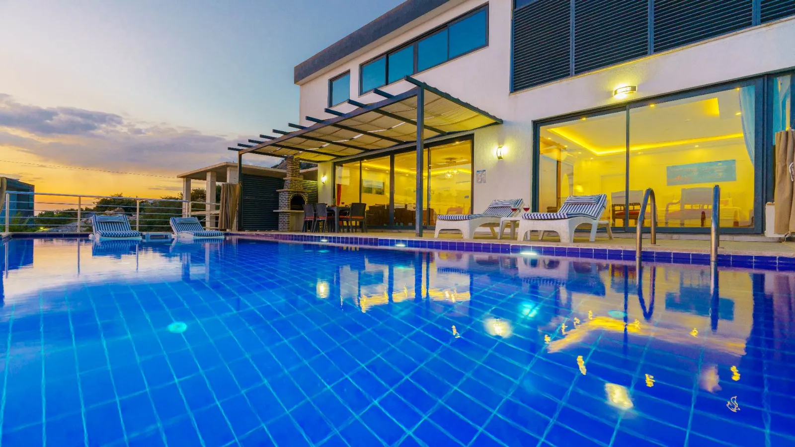 Villa ipek 1 — kapak fotoğrafı