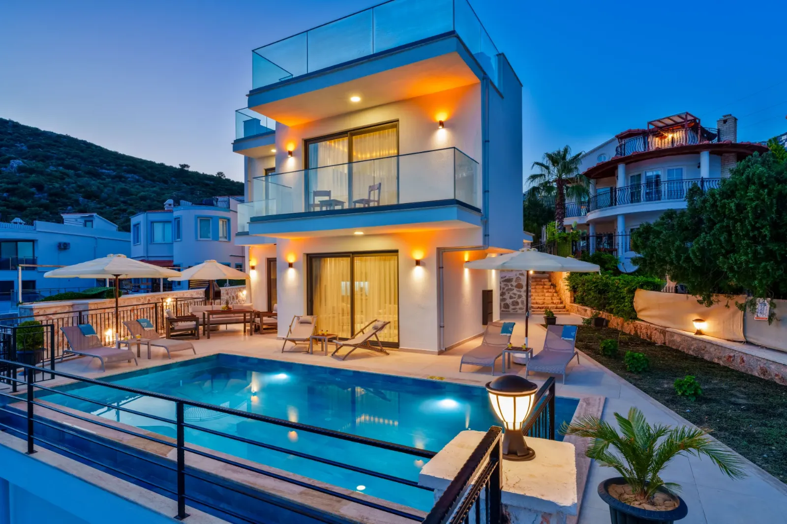Villa Lamin Duo — kapak fotoğrafı