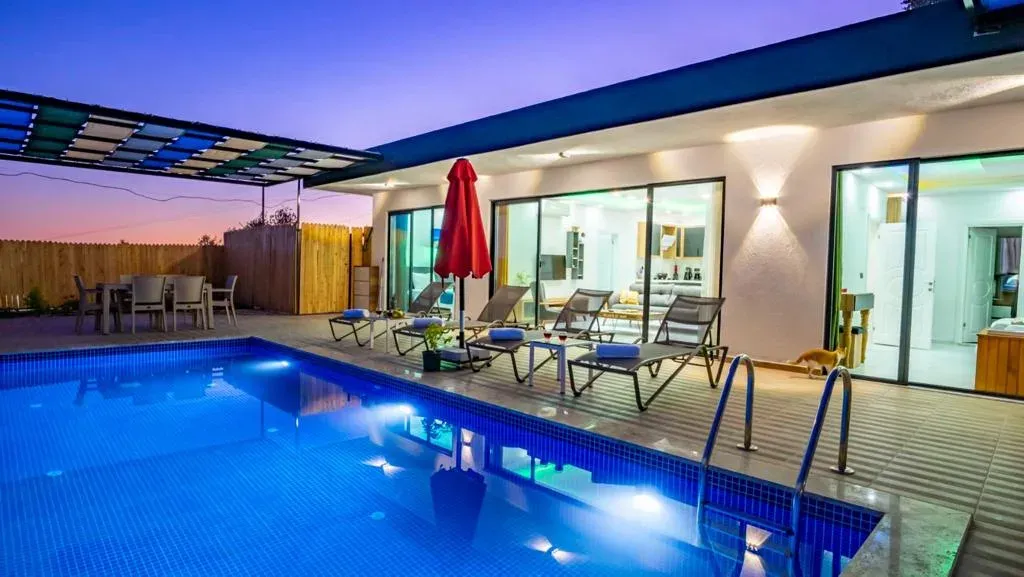 Villa Masara — kapak fotoğrafı
