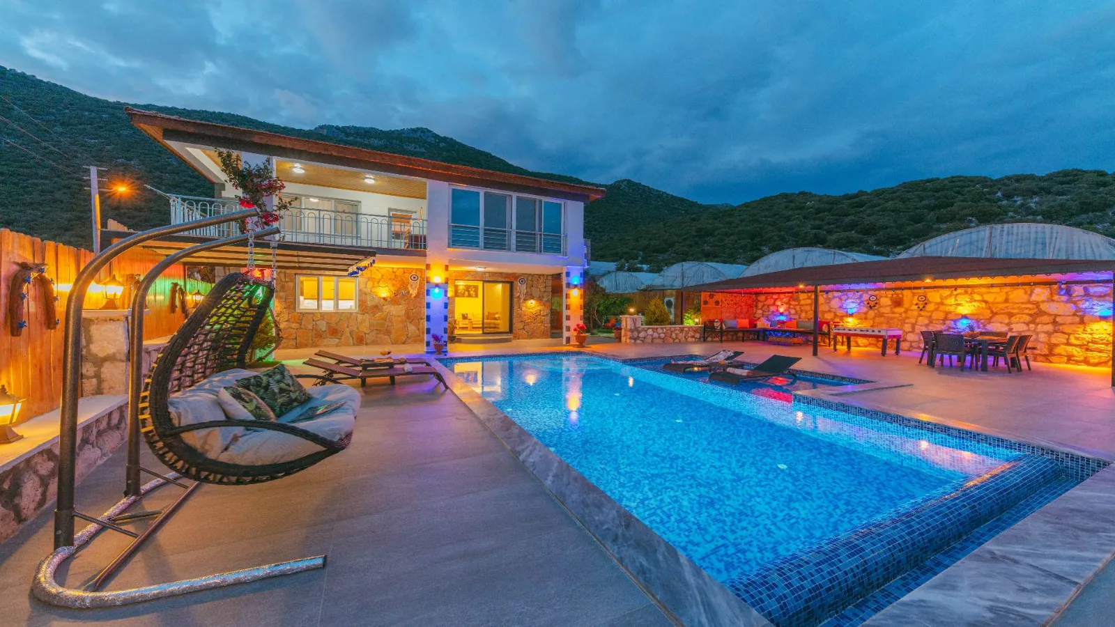 Villa Merian — kapak fotoğrafı