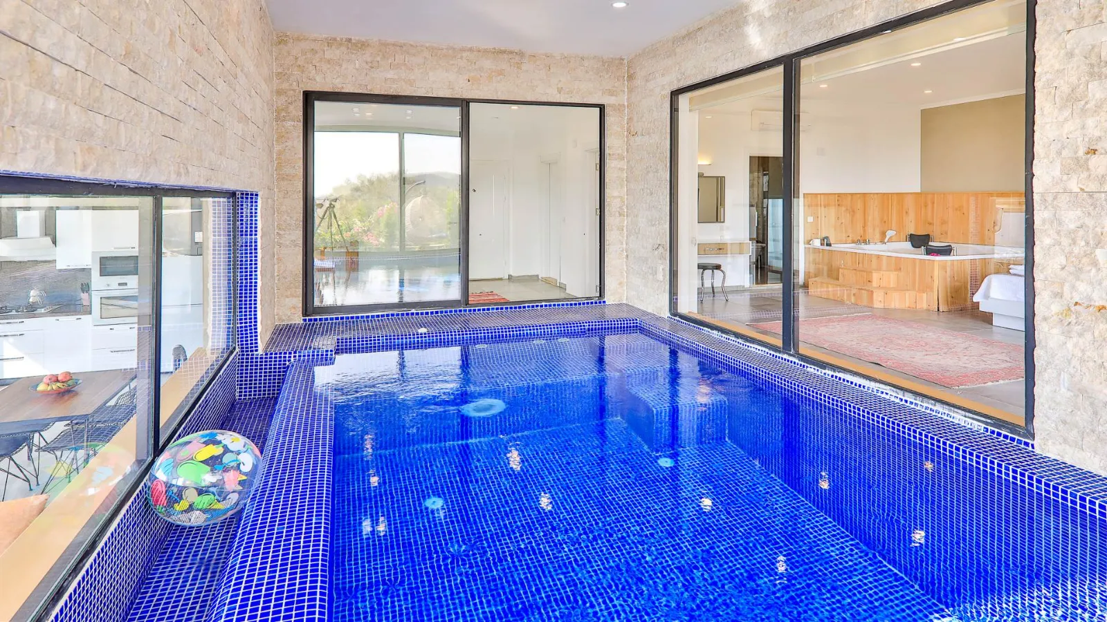 Villa North Balayı — kapak fotoğrafı