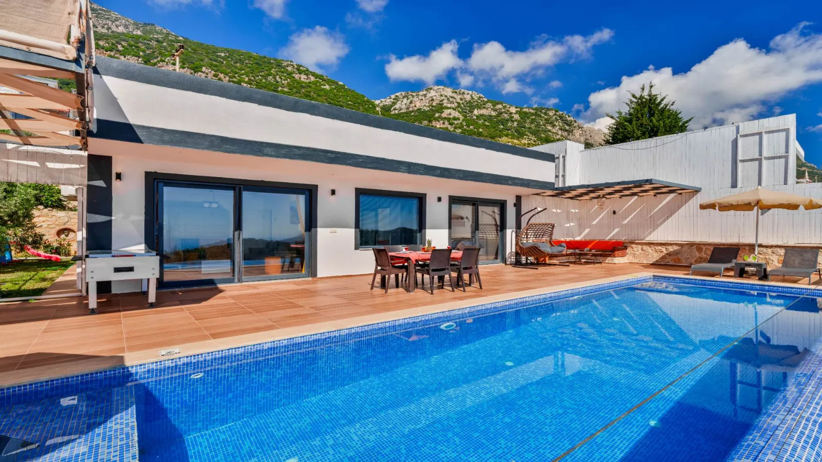 Villa Olga — kapak fotoğrafı