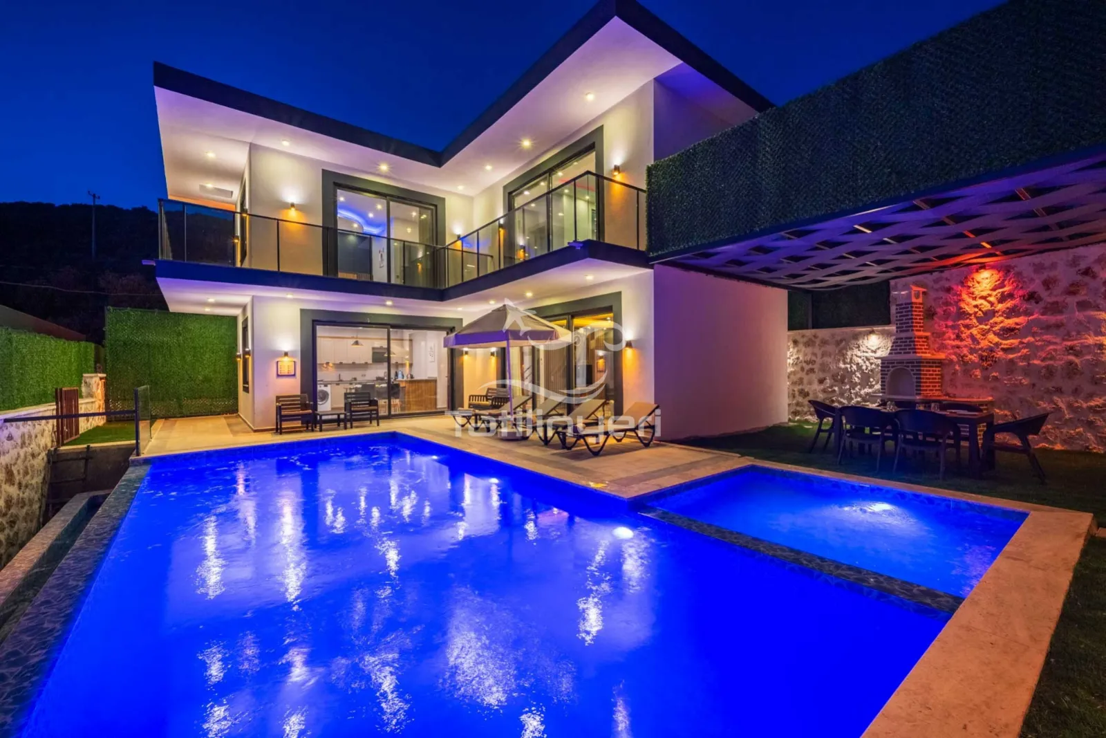 Villa Papatya 1 — kapak fotoğrafı