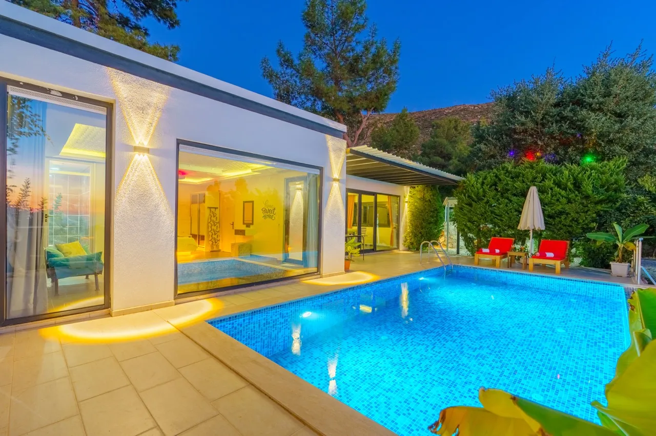 Villa Rimeo — kapak fotoğrafı
