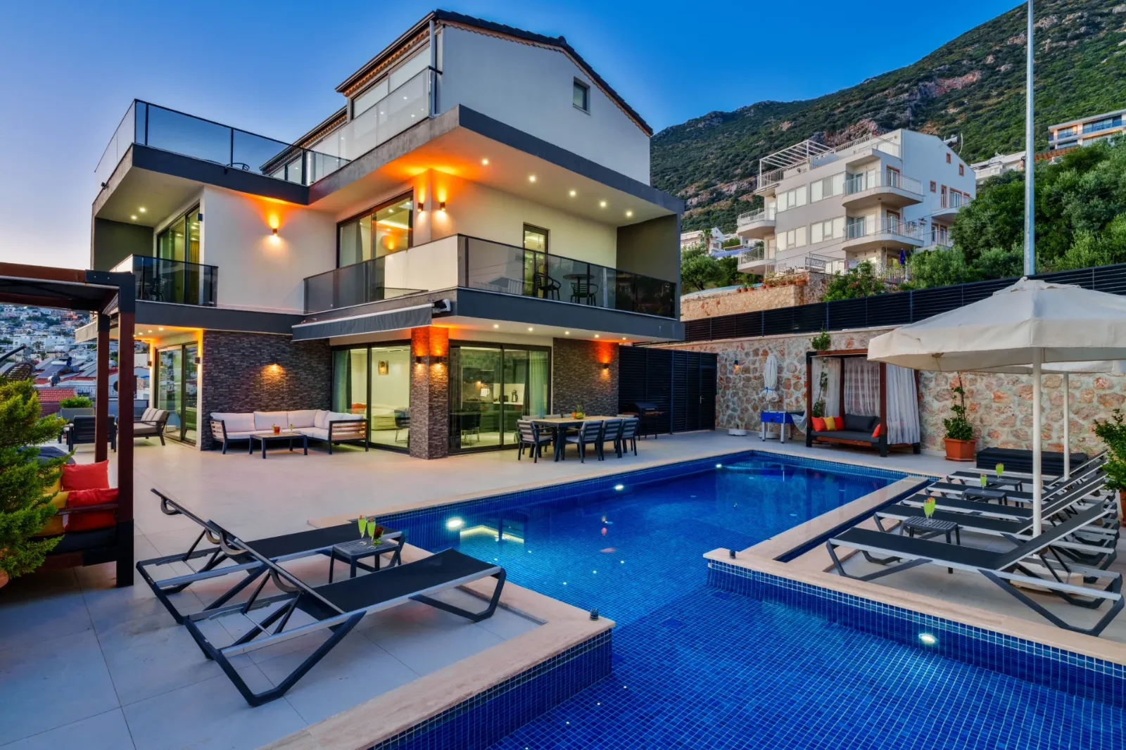 Villa Sasa Lux — fotoğraf 3/50