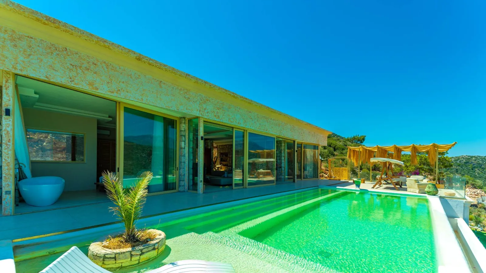 Villa Şato Sea — kapak fotoğrafı