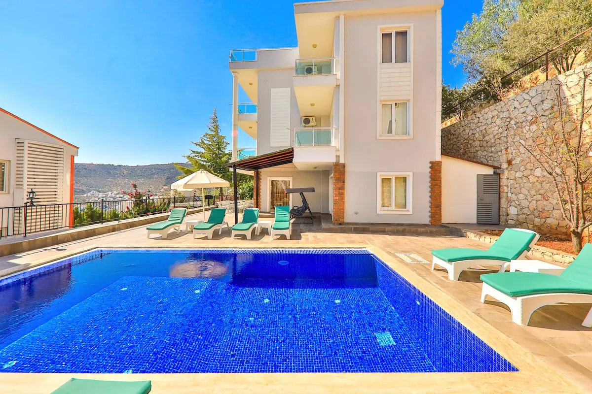 Villa Simev — kapak fotoğrafı
