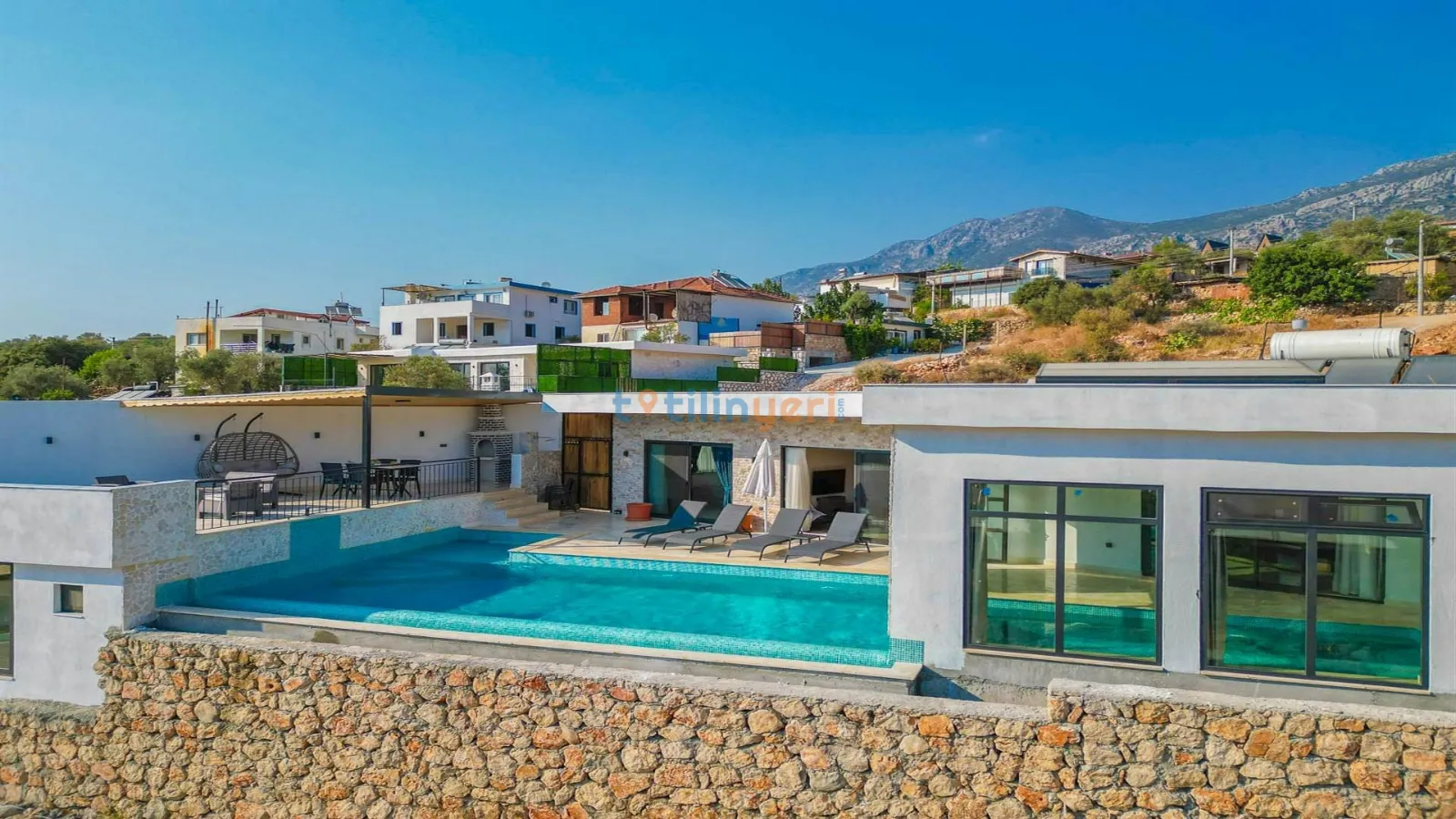 Villa Sugar 2 — kapak fotoğrafı