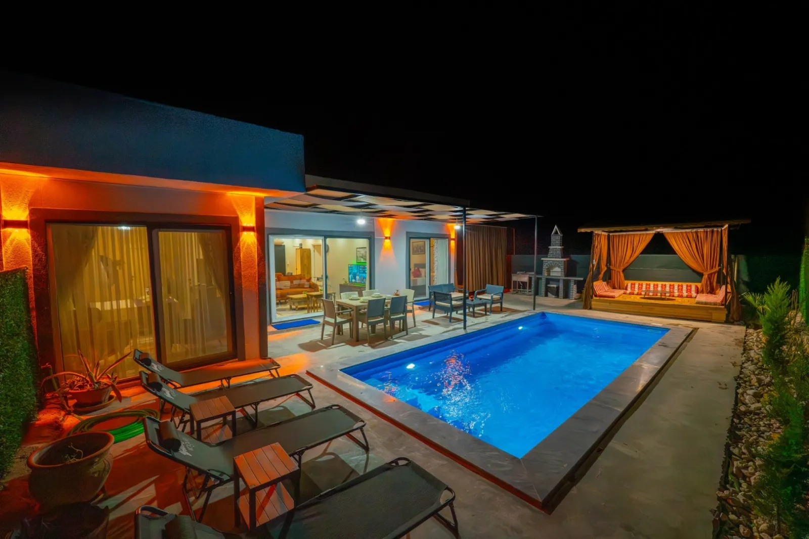 Villa Yeşer Yaka — kapak fotoğrafı