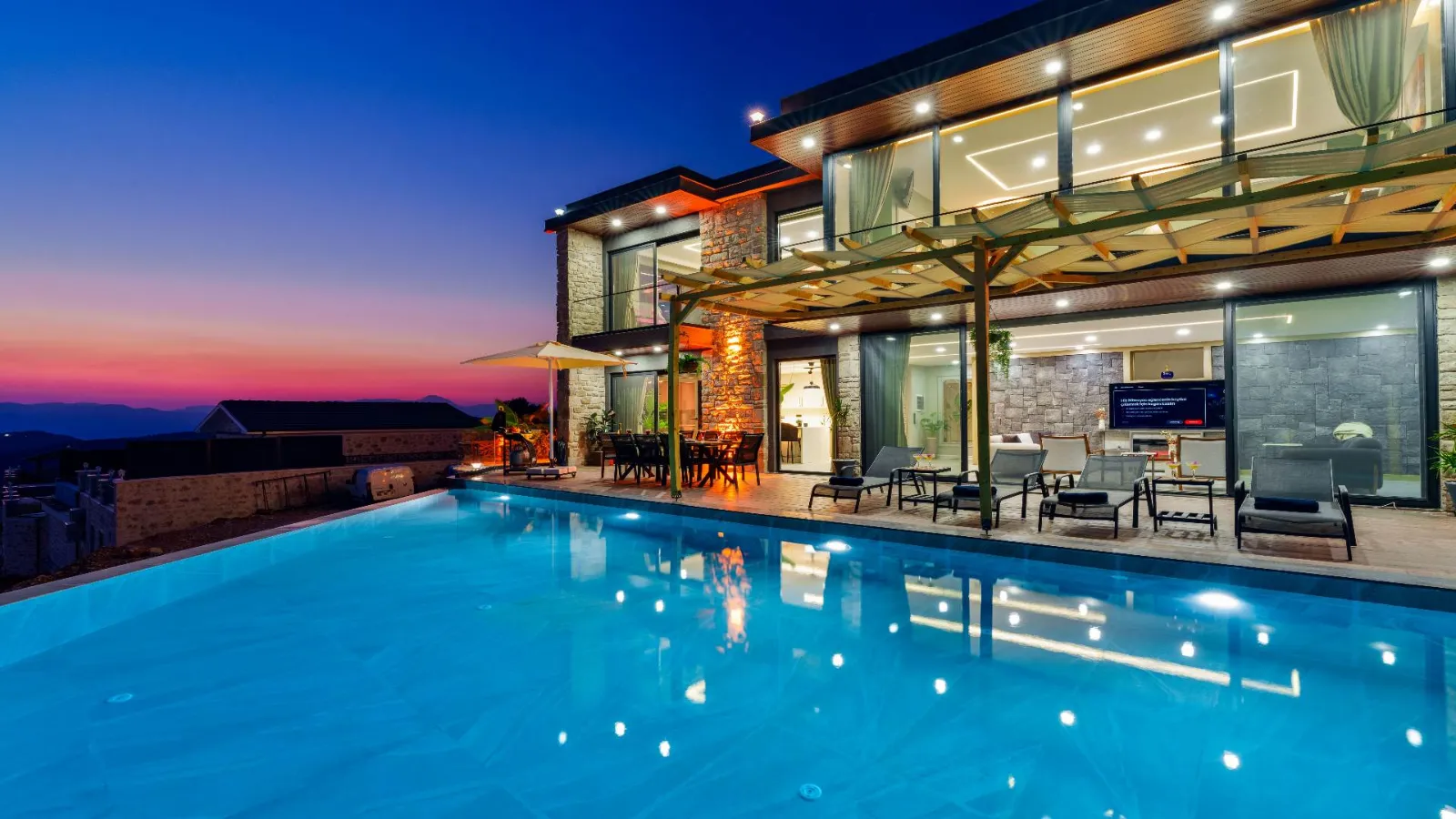 Villa Yıldırım — kapak fotoğrafı