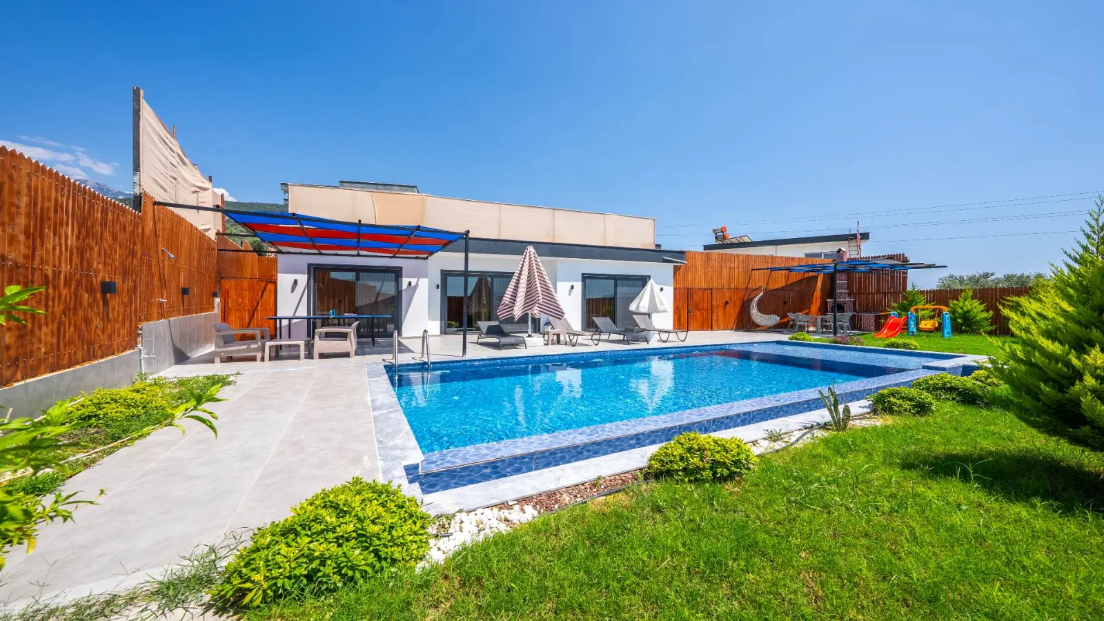 Villa Zivana 2 — kapak fotoğrafı