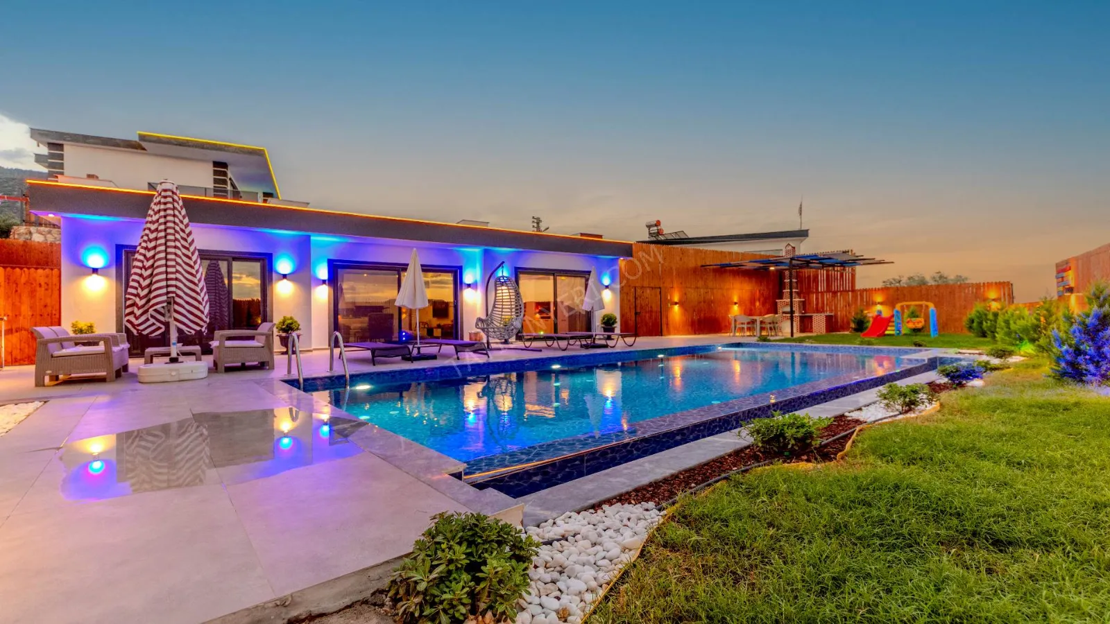 Villa Zivana — kapak fotoğrafı